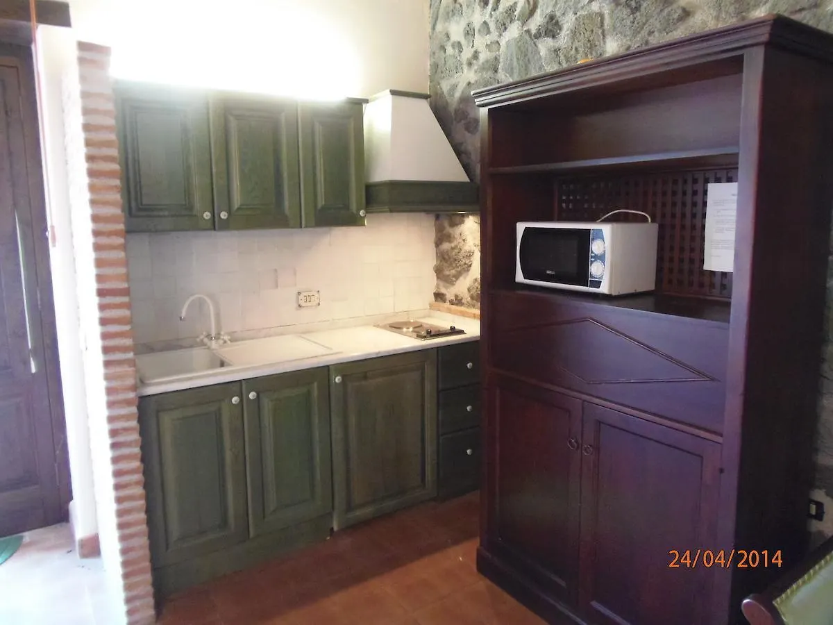 Hotel Le Cisterne Dell'Etna Calcerana-Marina