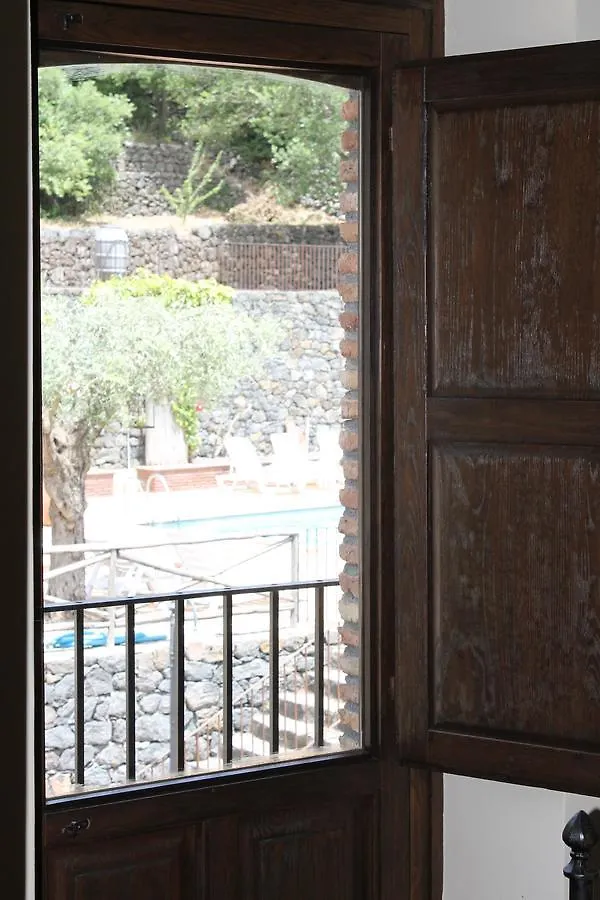 Hotel Le Cisterne Dell'Etna Calcerana-Marina